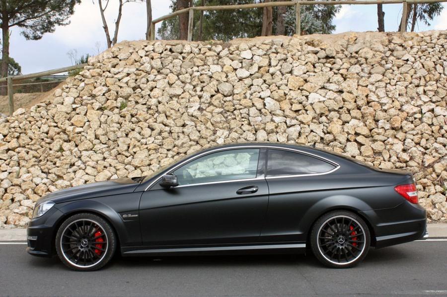  Mercedes-Benz C63 AMG Coupe 2012 года  (фото 36 из 113)